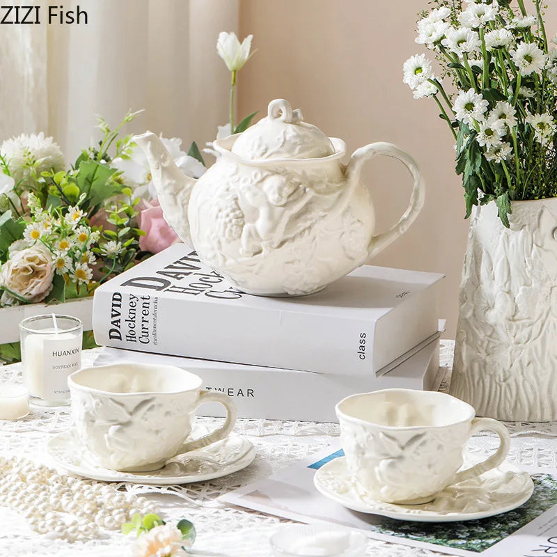 مجموعة أدوات المائدة الخزفية DecorBites™ Angel Relief