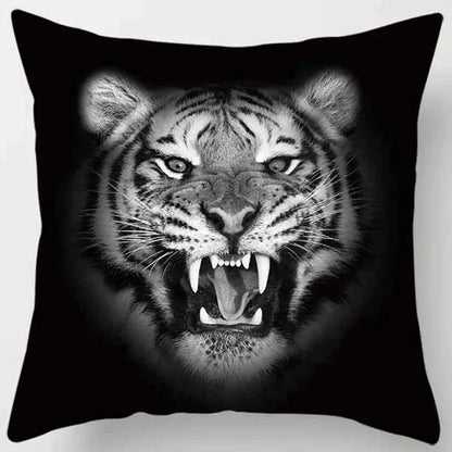 Funda de almohada DecorBites™ con diseño de tigre y león del mundo animal para una decoración adorable en el sofá o la sala de estar.