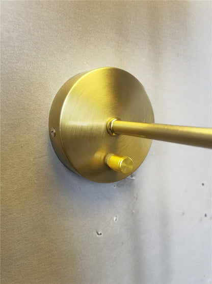 Aplique de pared DecorBites™ con pantalla de tela dorada para iluminación de dormitorio y sala de estar