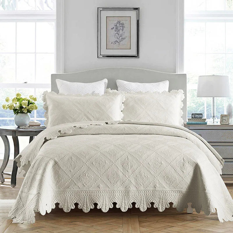 Decobites 100% Cotton Embroidery Quilt Set, Queen Size Bedspread with Pillowcase