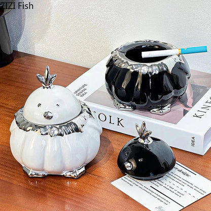 منفضة سجائر سيراميك على شكل بطّة ثوم من ديكوربايتس™ مع غطاء - ديكور مكتب فريد وإكسسوار للتدخين