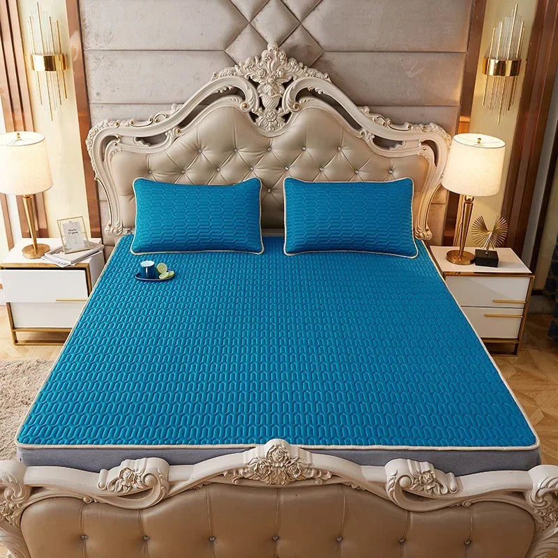 DecorBites™ Cartoon Print Silky Mattress Set: 4-Layer Quilted Breathable Cushion