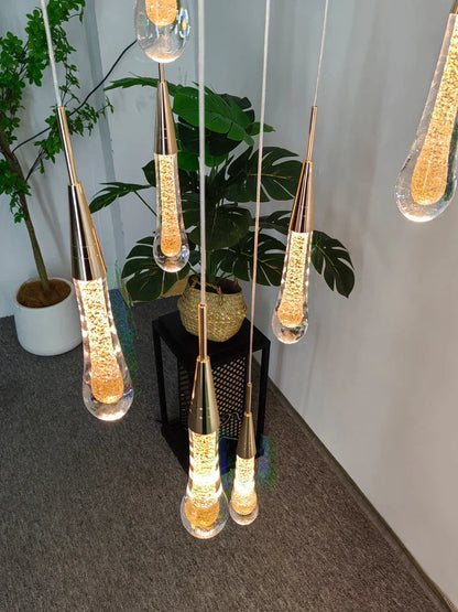 Lámpara colgante LED de cristal DecorBites™ para una sala de estar moderna y lujosa