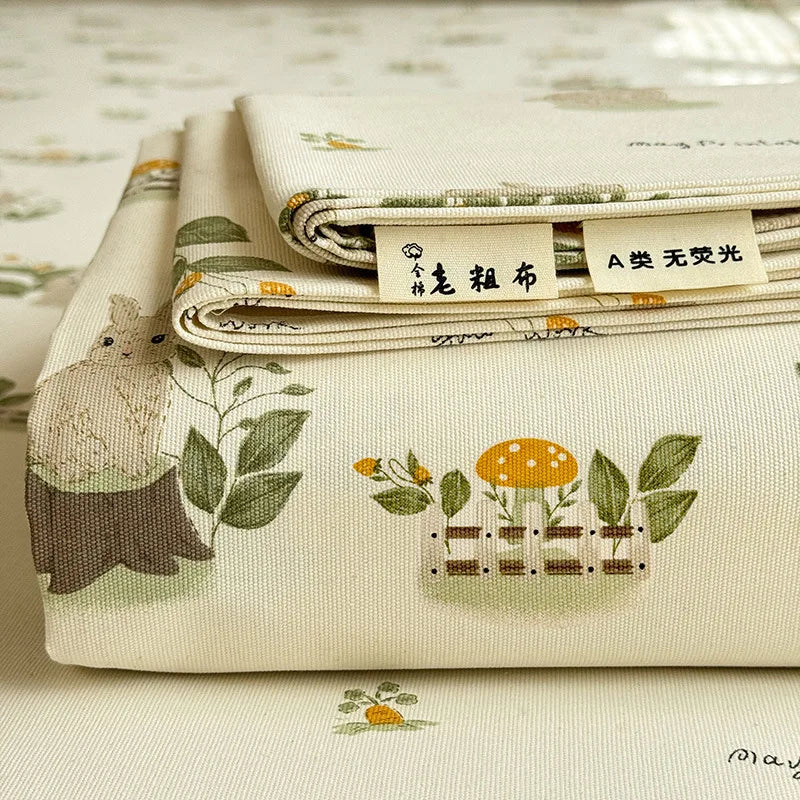 غطاء سرير واقٍ للمرتبة من DecorBites™‎ مطبوع عليه زهور من القطن المُبرد