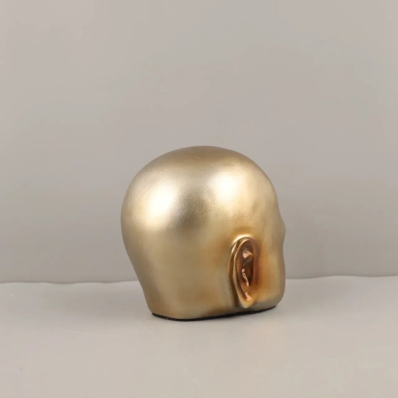 DecorBites™ Escultura de resina de medio rostro Golden Head, retrato abstracto, figura decorativa para el hogar