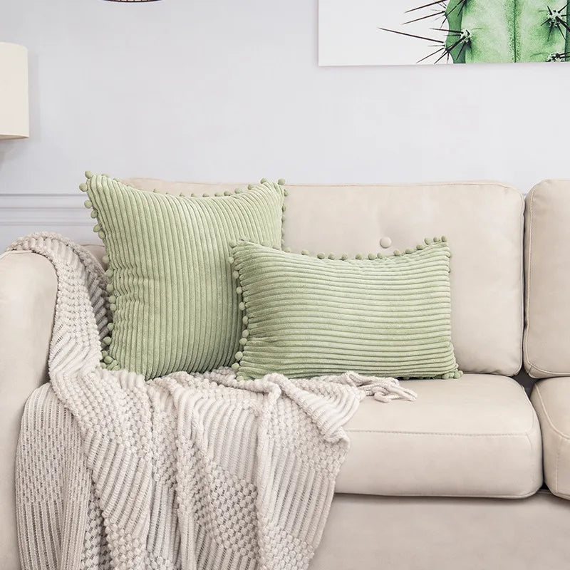 Funda de cojín DecorBites™ color beige a rayas con detalle de pompón, funda de almohada lumbar