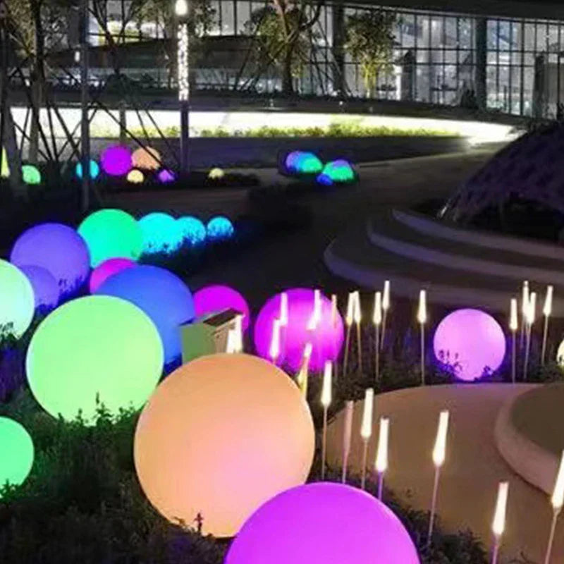 Lámpara de Bola LED Decorbites™ para Patios y Jardines Exteriores - Luz de Paisajismo Recargable