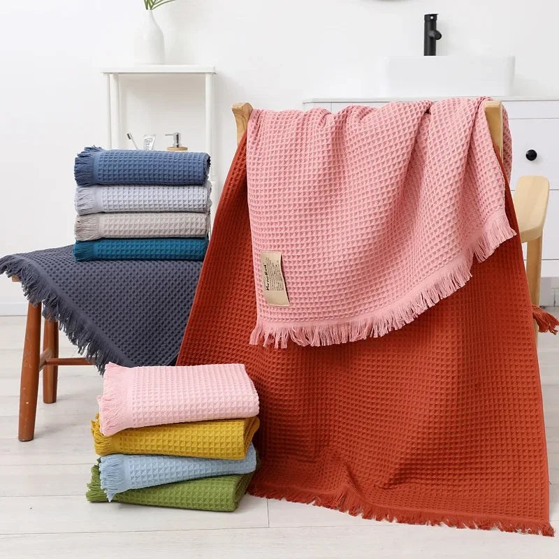 DecorBites™ Geometric Tassel Bath Towel - 100% Cotton, Quick-Dry, Multi-colored Waffle Design - 90x180cm