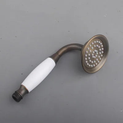 Cabezal de ducha de mano antiguo DecorBites™ con soporte, manguera y rociador de bidé para inodoro.