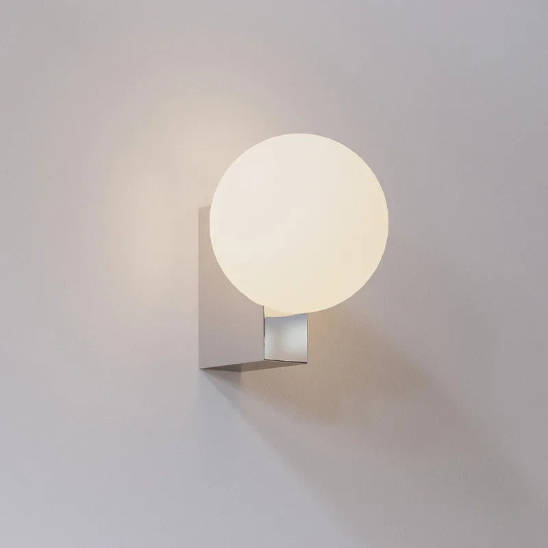 Aplique de pared DecorBites™ con bola de cristal: Base metálica, bombilla G9