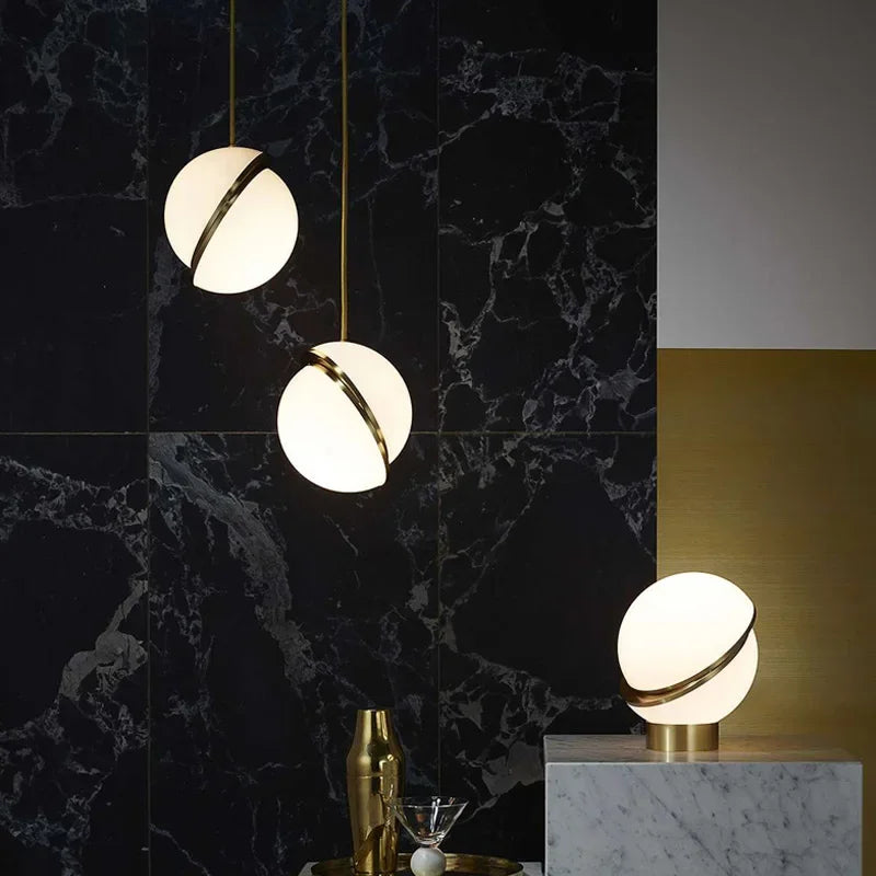 مصباح معلق على شكل كرة أكريليك من ديكوربايتس™: إضاءة منزلية عصرية على الطراز الاسكندنافي