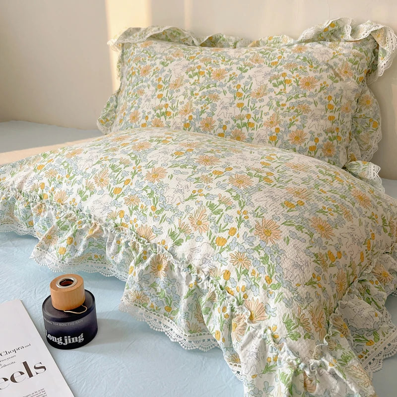 Lace Ruffle Bedding Set