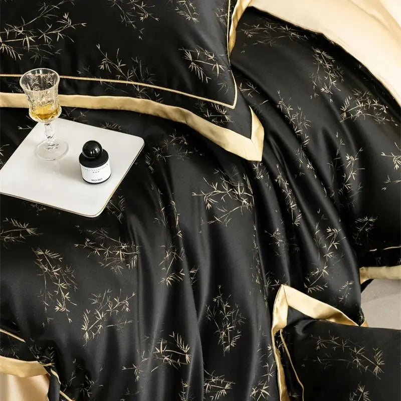 Conjunto de Ropa de Cama Luxe Eucalyptus™ en Negro/Oro de Decorbites - Suave como la Seda y Amigable con la Piel