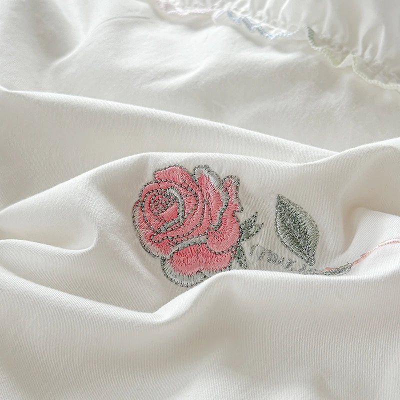 Decobites Rose Flowers White Cotton Bedding Set with Lace Ruffles