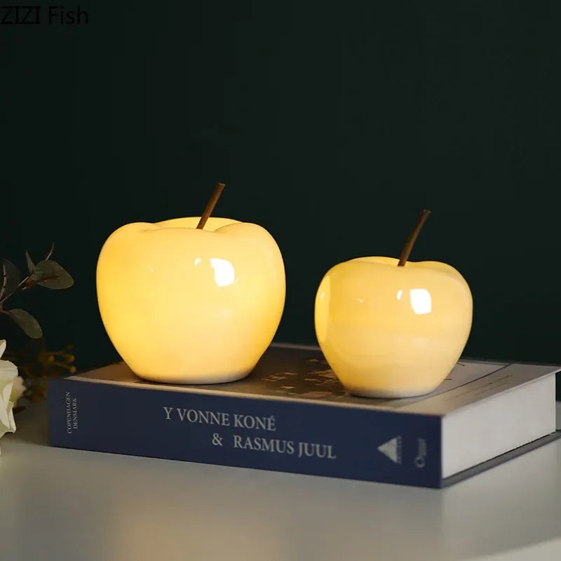 Escultura decorativa de manzana de cerámica luminosa Decorbites™ para habitación con pantalla de luz LED.