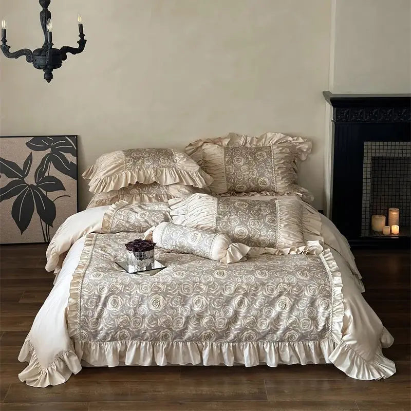 Decobites Vintage Floral Bedding Set with Ruffles in Egyptian Cotton, Romantic Oil Painting Style