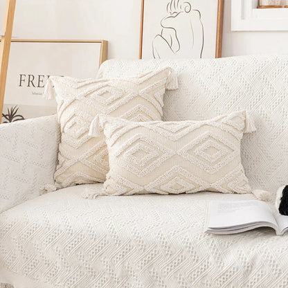 أغطية وسائد ديكوربايتس™ القطنية البيضاء المزينة بشراشيب، مقاس 45×45/30×50 سم - غطاء وسادة بتصميم هندسي مربع