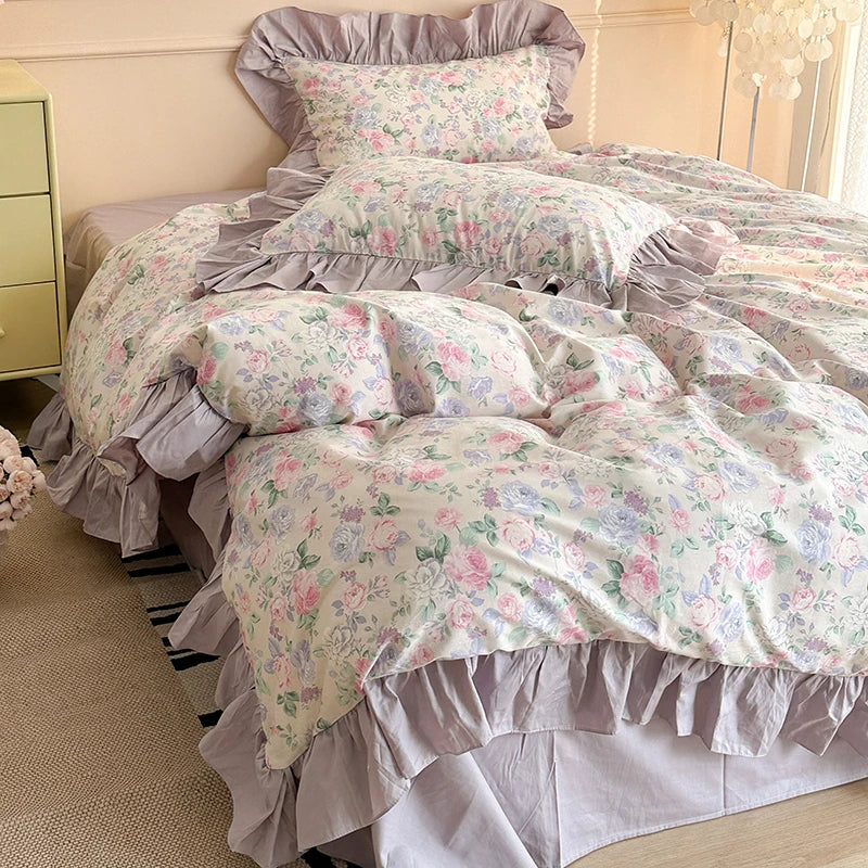 DecorBites™ French Floral Cotton Bedding Set with Big Lace Ruffles, Fresh Flowers