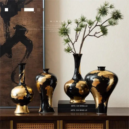 مزهرية خزفية من ديكوربايتس™ بنقشة ورق ذهبي - أصيص زهور مصنوع يدويًا لتزيين المنزل