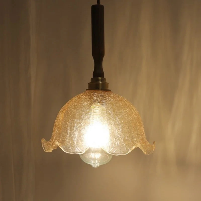 مصباح معلق LED من DecorBites™ مصنوع من زجاج العنبر، ووحدة إضاءة معلقة من خشب الجوز النحاسي للديكور المنزلي