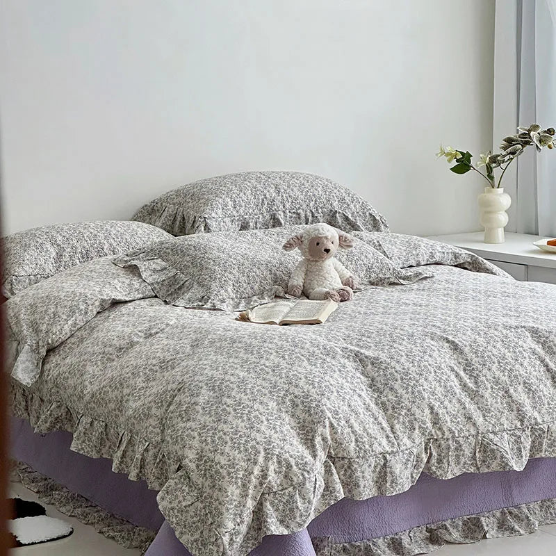 DecorBites™ Korean Floral Lace Duvet Cover: Luxury Soft Quilt for Queen King, Breathable Home Decor