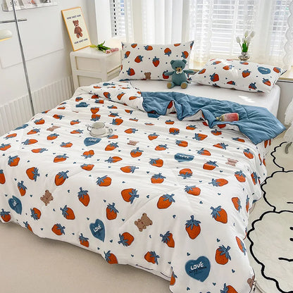 DecorBites™ Double Gauze Rabbit Print Quilt: Soft, Breathable, Washable, Light Comforter