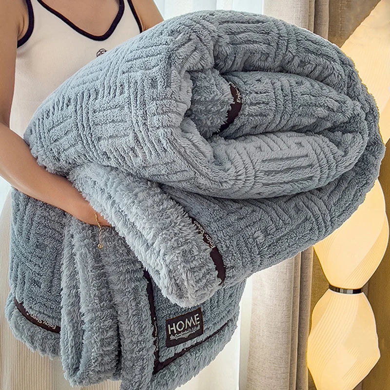 Manta de invierno de lujo de doble capa de forro polar coral DecorBites™