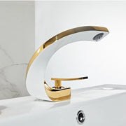 Grifo de lavabo para baño Decorbites™ Oro y Blanco montado en cubierta, latón con acento en oro rosa