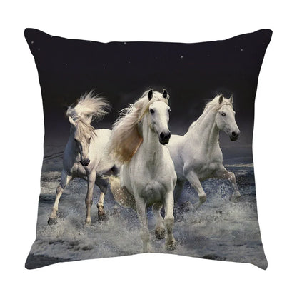Funda de almohada DecorBites™ con estampado de caballo al galope: Funda de cojín de lino con estampado de caballo salvaje para decoración del hogar.