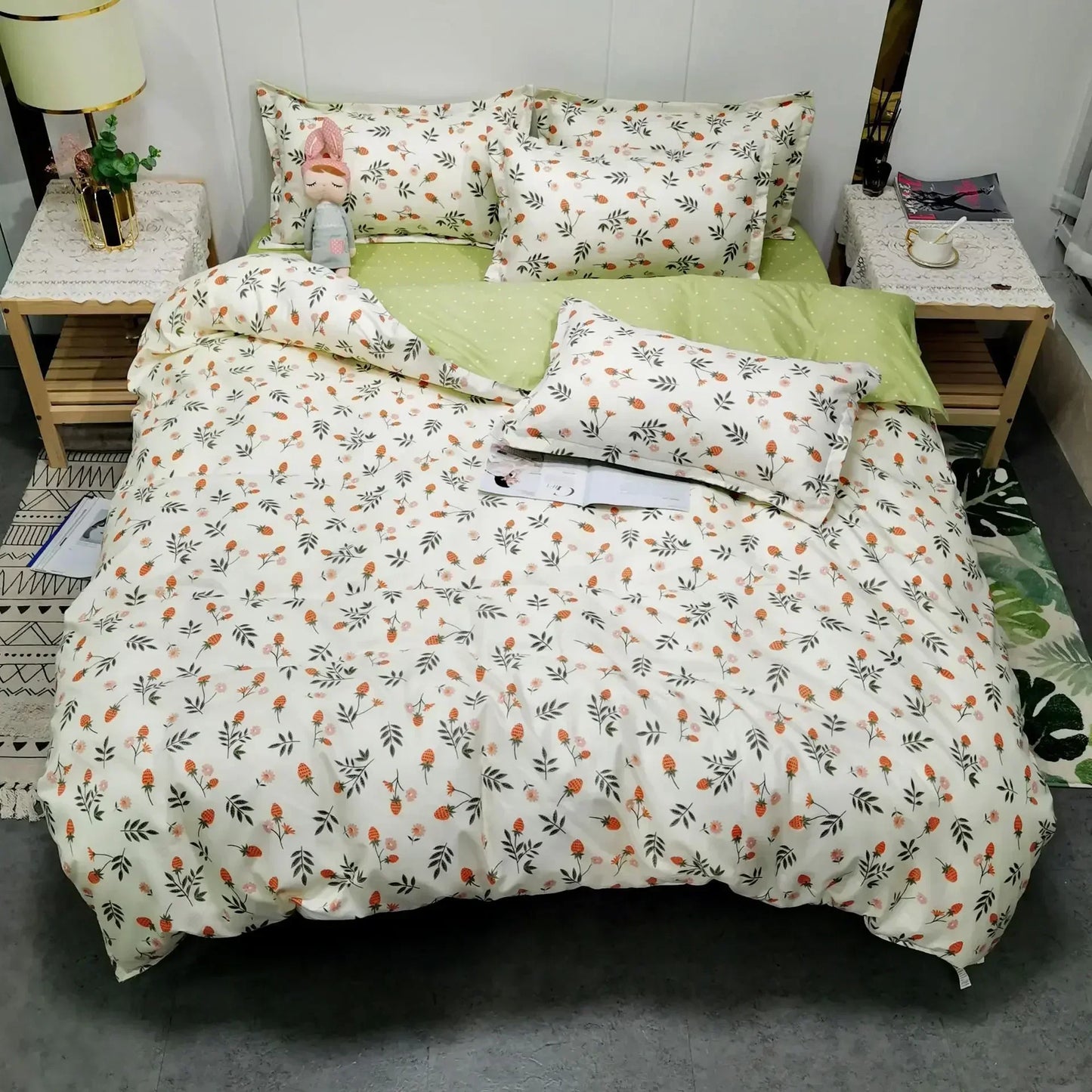 Daisy Print Bedding Set King/Queen Size by Decobites - Cozy & Durable