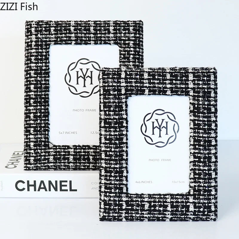 إطار صورة شخصية مؤطر من القماش مقاس 6×7 بوصة من DecorBites™ لديكور خزانة التلفزيون