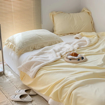 Manta de lana de cordero DecorBites™: Edredón de terciopelo cálido de alta calidad para todas las estaciones.