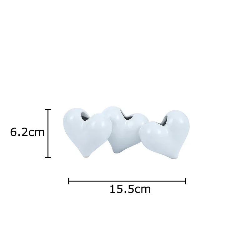 DecorBites™ Heart Ceramic Vase Modern Floral Arrangement Desk Decoration Aesthetic Decor