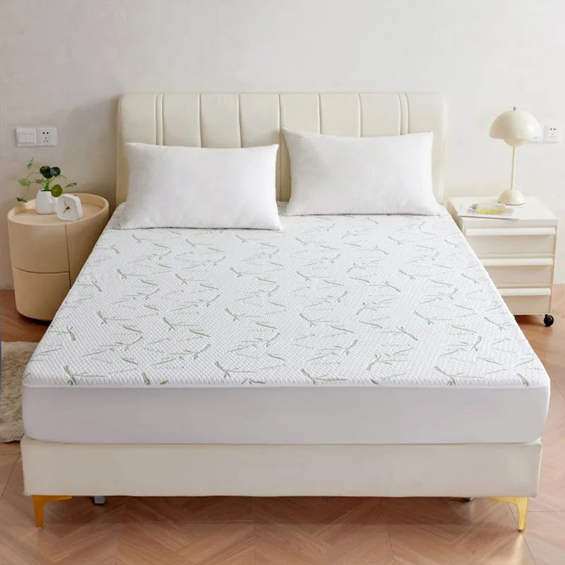 DecorBites™ Bamboo Jacquard Waterproof Fitted Mattress Cover for Queen King Bed