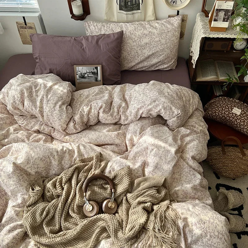 DecorBites™ Cartoon Pattern Printed Cotton Bedding Set with Pillowcase