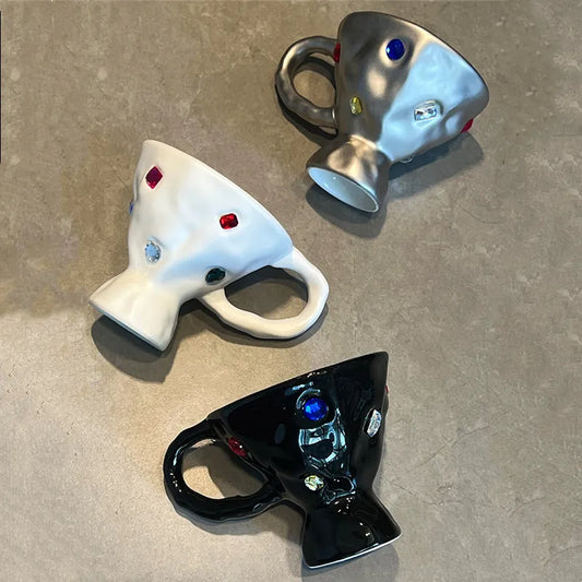 Taza de desayuno de cerámica con asa y engaste de gemas DecorBites™