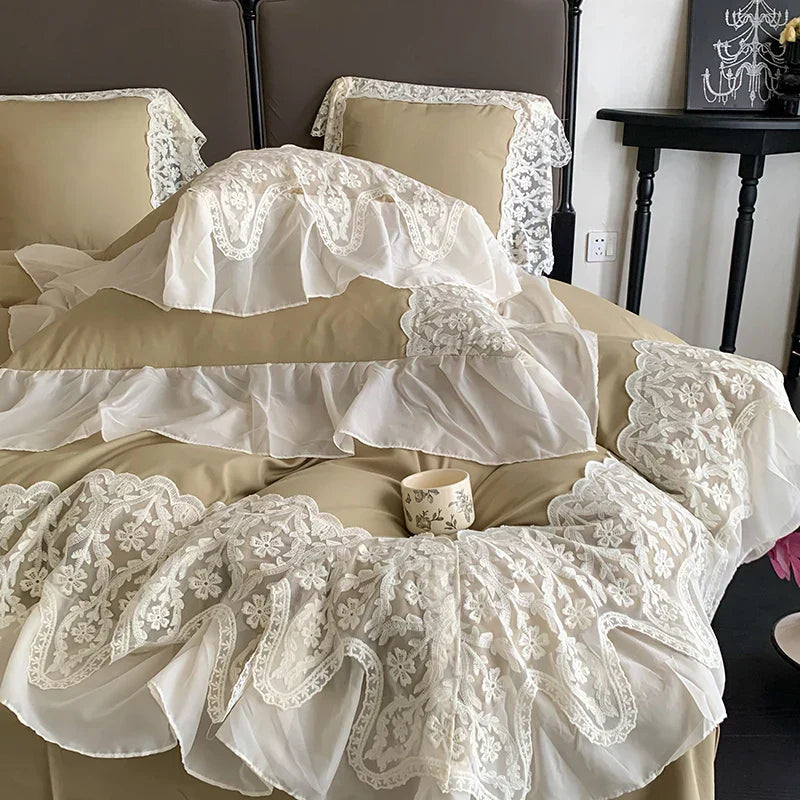 Decobites Romance Lace Ruffles Bedding Set 4Pcs, 200x230cm, Princess Wedding Theme