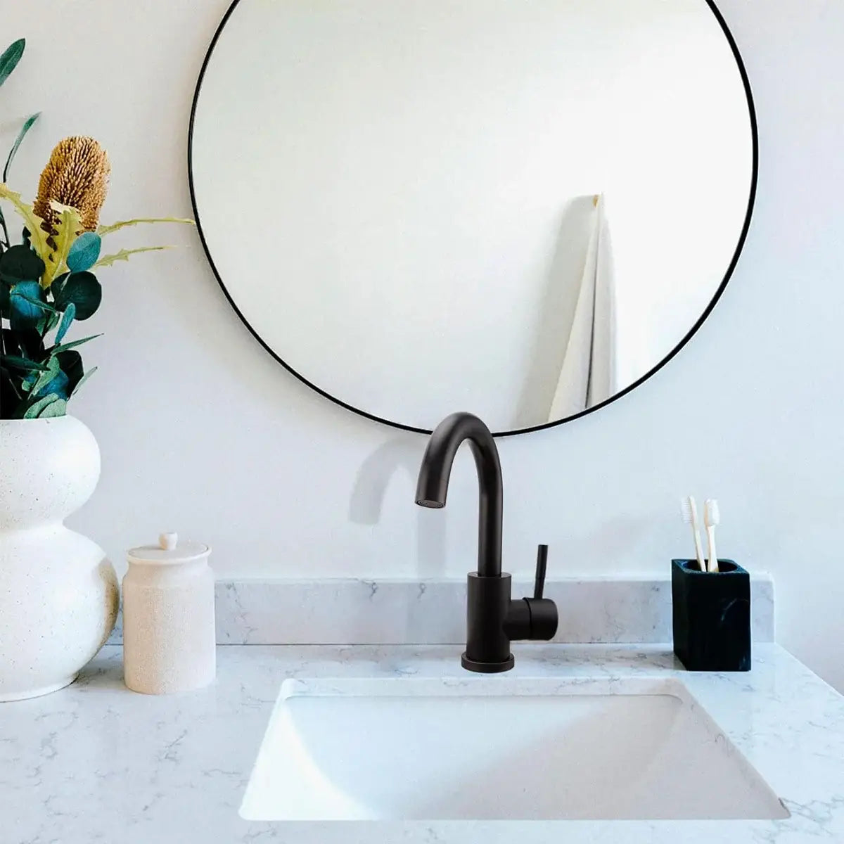 DecorBites™ Black Stainless Steel Bathroom Faucet - Single Handle