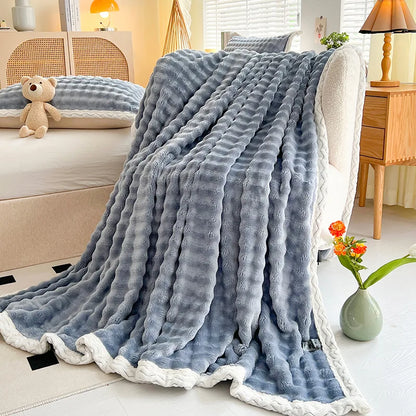 Decobites Plush Velvet Bed Blanket for Cozy Autumn Warmth, Soft Coral Fleece Sofa Throw