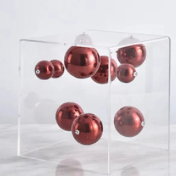 أعمال فنية تجريدية من DecorBites™ على شكل كرات معدنية في صناديق أكريليك شفافة