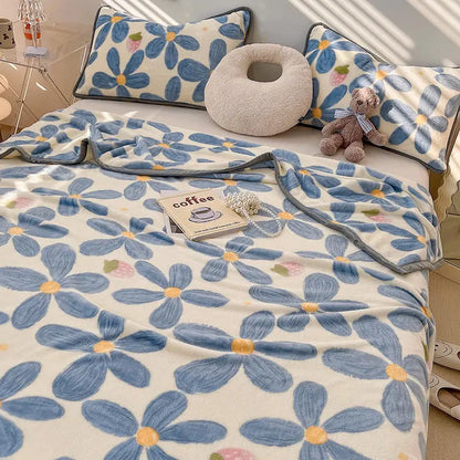 DecorBites™ Cozy Checkered Fleece Blanket for All Seasons