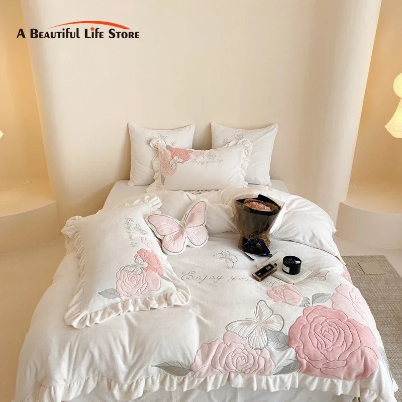 Juego de Edredón Princesa con Volantes de Encaje Decorbites™ , Bordado de Flores de Mariposas, Ropa de Cama Acogedora con Sábana y Fundas de Almohada
