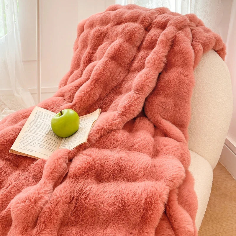 Decobites Gradient Pink Double Layer Faux Fur Winter Blanket