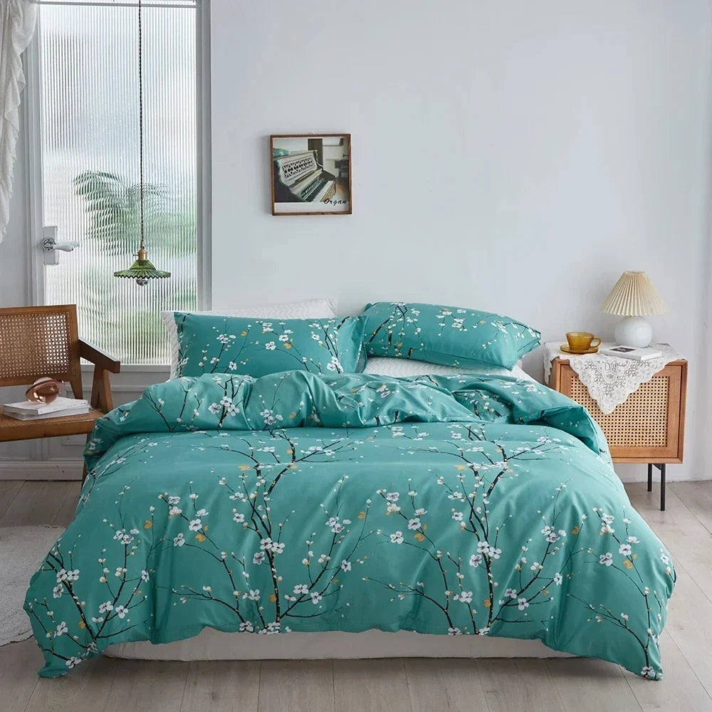 Decobites Plum Blossom Double Duvet Set: Soft Skin-Friendly Quilt Cover & Pillowcase