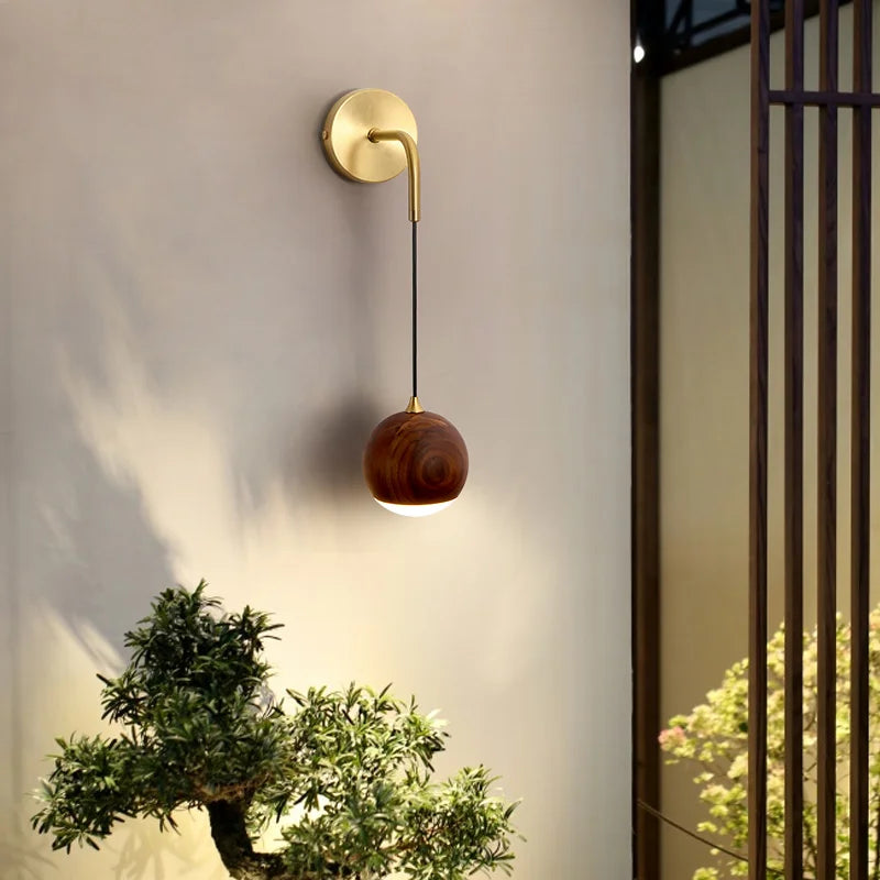 DecorBites™ LED Walnut Wood Wall Light Sconce with Adjustable Acrylic Lamparas