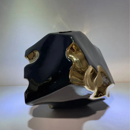 Jarrón de cerámica DecorBites™ Golden Notch con diseño geométrico cuadrado, accesorio de decoración para el hogar