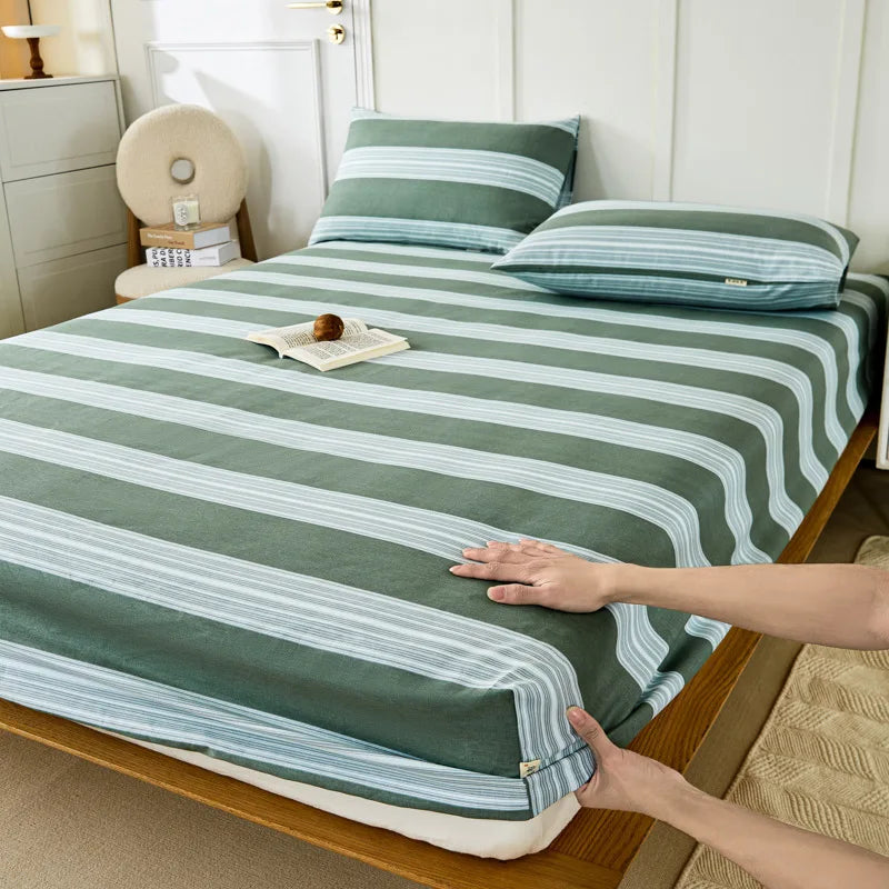 DecorBites™ Coarse Cotton Queen Fitted Sheet: Comfortable, Durable Maternal Child Bedding