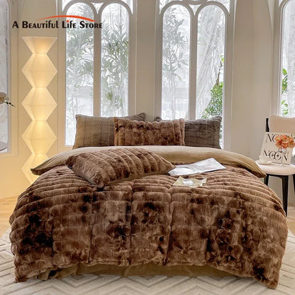 Decobites Velvet Fleece Bedding Set: Duvet Cover, Blanket, Sheet, Pillowcases in Caramel Brown Fur