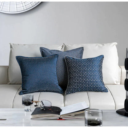 غطاء وسادة من قماش الجاكار الهندسي الأزرق من DecorBites™ مقاس 45×45 سم لتزيين الأريكة