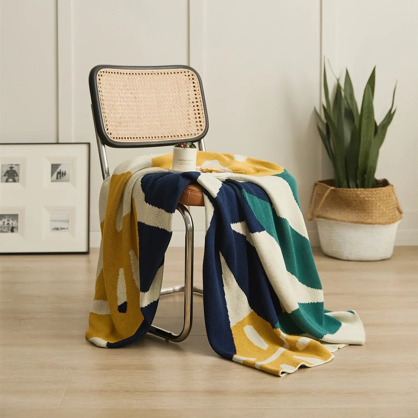 DecorBites™ Leaf Jacquard Knitted Blanket - Soft Cotton Fluffy Blanket for Living Room, Sofa, Bed